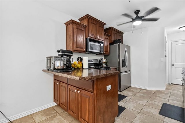 414 Summerwood Court, Rogers, AR 72758