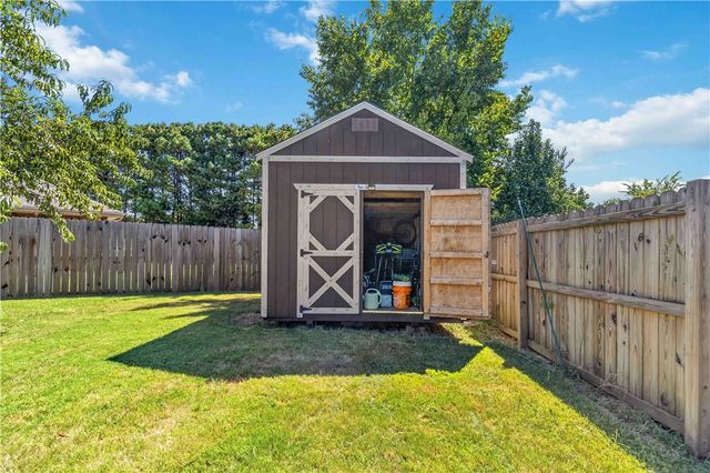 414 Summerwood Court, Rogers, AR 72758