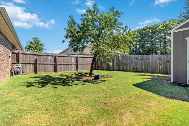414 Summerwood Court, Rogers, AR 72758
