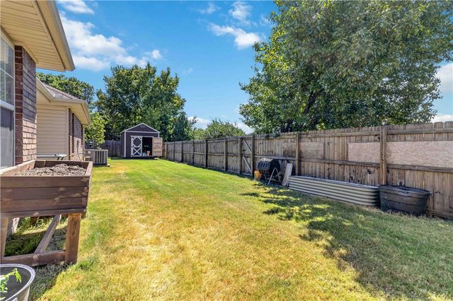 414 Summerwood Court, Rogers, AR 72758