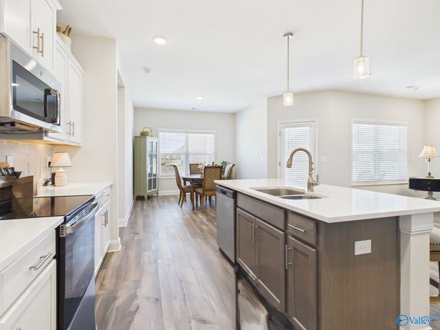 29433 Canoe Circle, Harvest, AL 35749