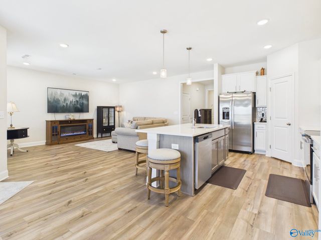 29433 Canoe Circle, Harvest, AL 35749