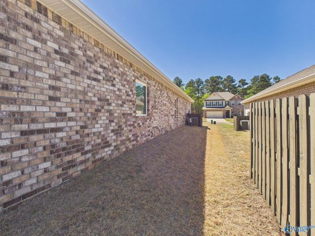 29433 Canoe Circle, Harvest, AL 35749