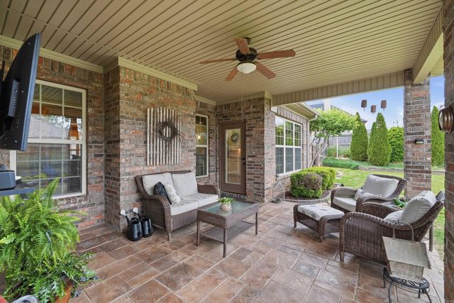 3005 Coldwater Dr, Benton, AR 72019