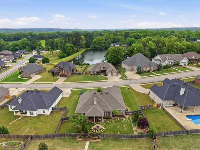 3005 Coldwater Dr, Benton, AR 72019