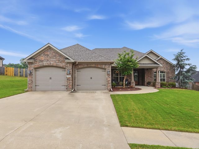 3005 Coldwater Dr, Benton, AR 72019