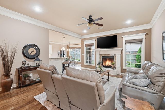 3005 Coldwater Dr, Benton, AR 72019