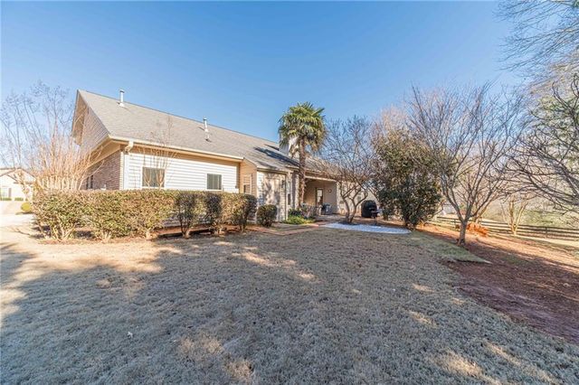 1245 White Columns Drive, Monroe, GA 30656