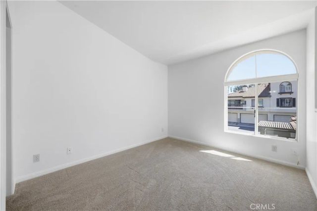 2960 Champion 805, Tustin, CA 92782