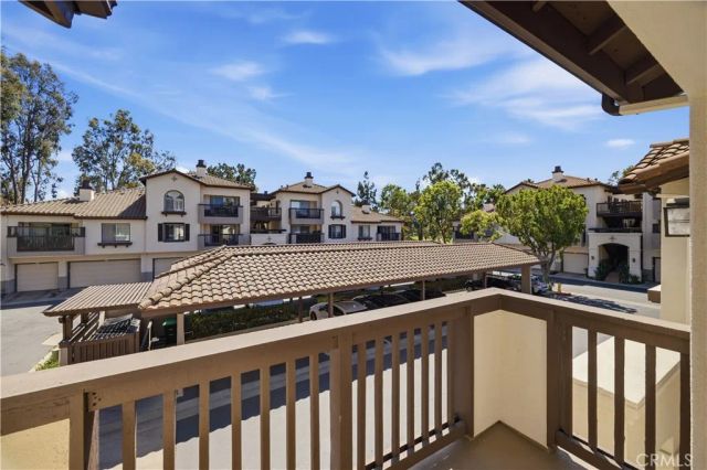 2960 Champion 805, Tustin, CA 92782
