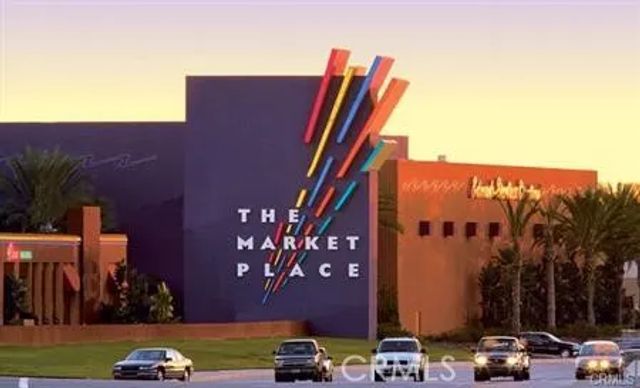 2960 Champion 805, Tustin, CA 92782