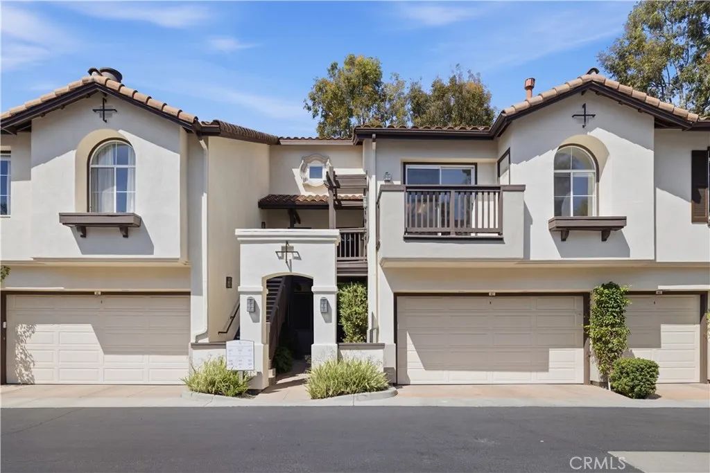2960 Champion 805, Tustin, CA 92782
