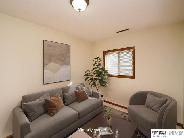 6509 S 108th Avenue, Omaha, NE 68137