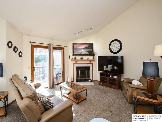 6509 S 108th Avenue, Omaha, NE 68137