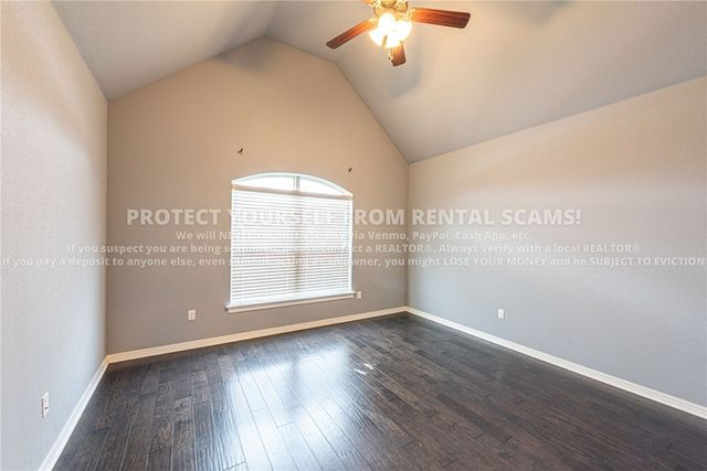 2912 W Featherock, Fayetteville, AR 72704