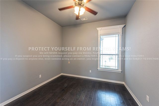 2912 W Featherock, Fayetteville, AR 72704