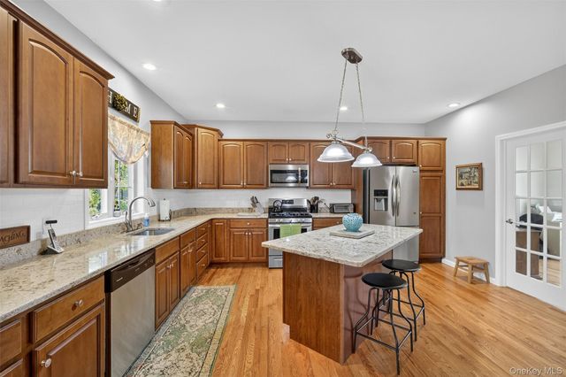 4 Theresa Court, Lagrangeville, NY 12540