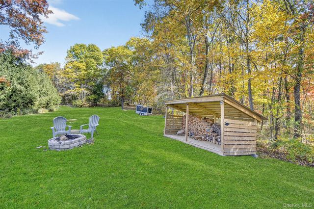 4 Theresa Court, Lagrangeville, NY 12540