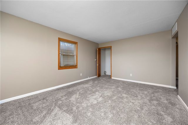 167 Clinton Avenue, Elyria, OH 44035