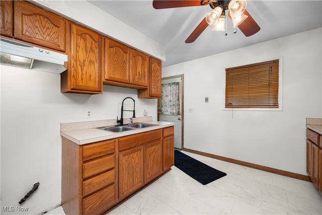 167 Clinton Avenue, Elyria, OH 44035