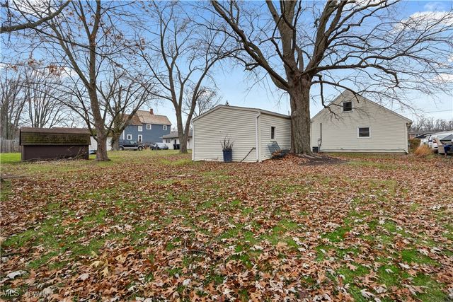 167 Clinton Avenue, Elyria, OH 44035