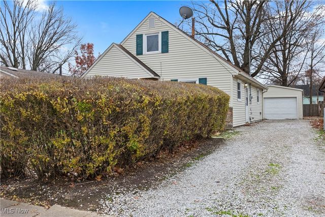 167 Clinton Avenue, Elyria, OH 44035