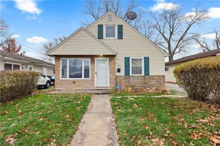 167 Clinton Avenue, Elyria, OH 44035