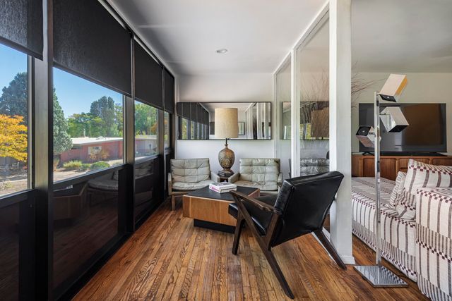 1731 Notre Dame Drive NE, Albuquerque, NM 87106