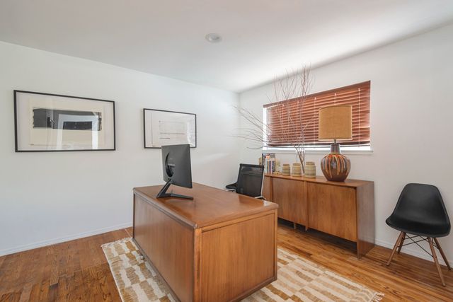 1731 Notre Dame Drive NE, Albuquerque, NM 87106