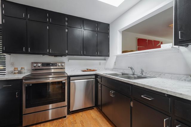 1731 Notre Dame Drive NE, Albuquerque, NM 87106