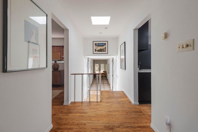 1731 Notre Dame Drive NE, Albuquerque, NM 87106