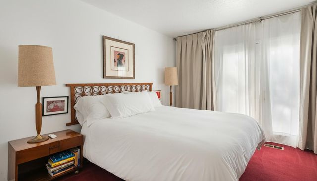 1731 Notre Dame Drive NE, Albuquerque, NM 87106