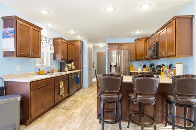 11782 Brettonwood Heights Drive, Rapid City, MI 49676