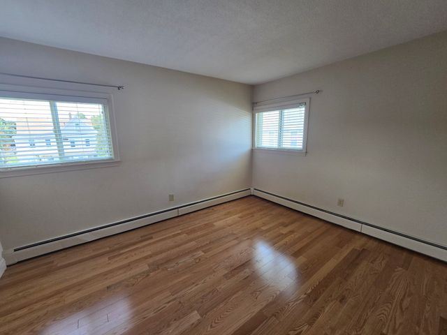 720 Main St 10, Weymouth, MA 02190