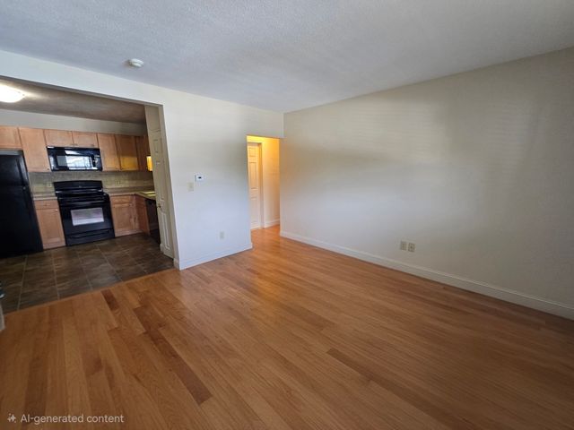 720 Main St 10, Weymouth, MA 02190
