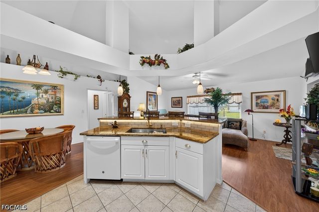 3437 NE 9th PL, Cape Coral, FL 33909