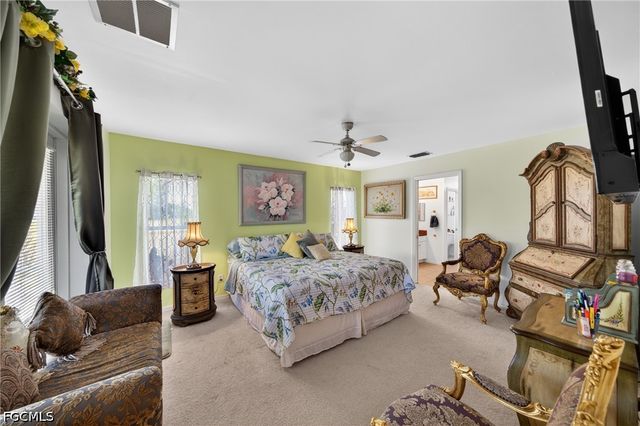 3437 NE 9th PL, Cape Coral, FL 33909
