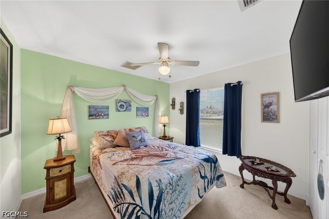 3437 NE 9th PL, Cape Coral, FL 33909