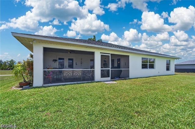 3437 NE 9th PL, Cape Coral, FL 33909