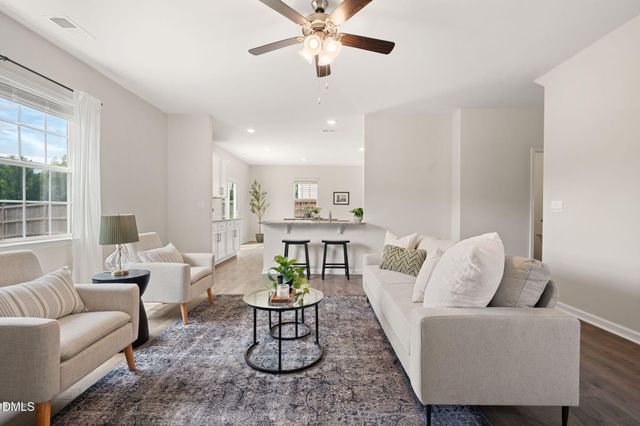 420 Red Cedar Way, Fuquay Varina, NC 27526