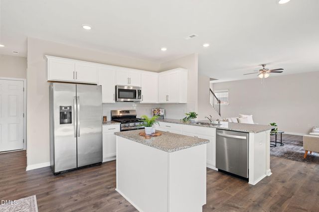 420 Red Cedar Way, Fuquay Varina, NC 27526