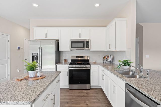 420 Red Cedar Way, Fuquay Varina, NC 27526