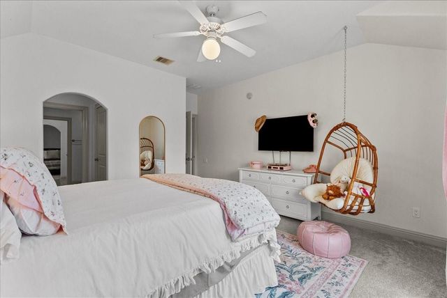 208 Valmar Street, League City, TX 77565