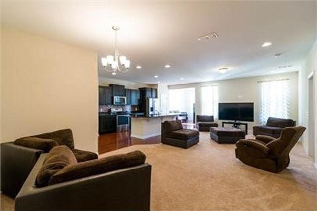 1856 Stonewater Dr, Hermitage, TN 37076