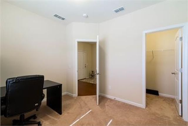 1856 Stonewater Dr, Hermitage, TN 37076