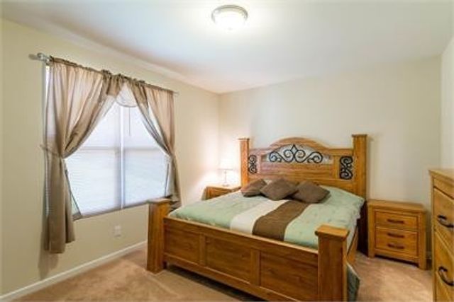 1856 Stonewater Dr, Hermitage, TN 37076