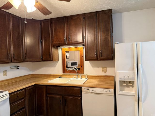 1101 E Carnaby Street, Bloomington, IN 47401