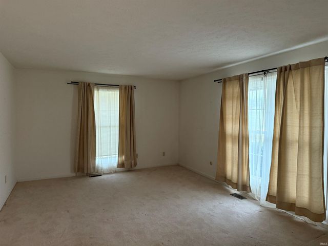 1101 E Carnaby Street, Bloomington, IN 47401