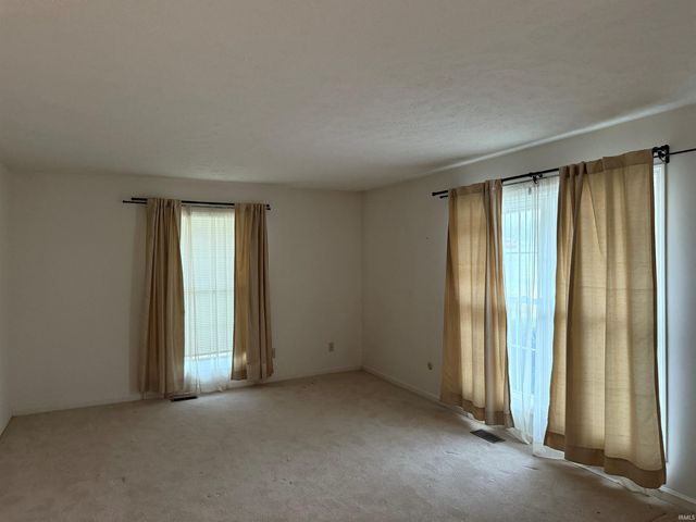 1101 E Carnaby Street, Bloomington, IN 47401