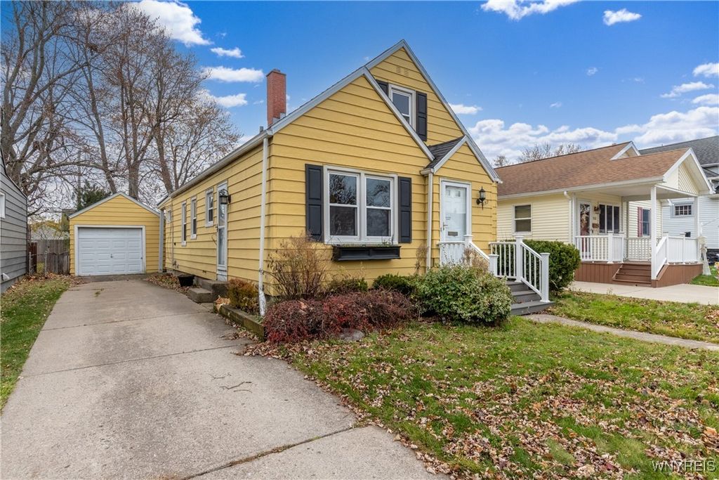 157 Wellington Avenue, Tonawanda, NY 14223